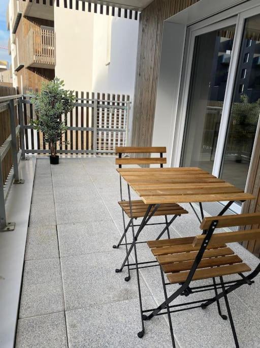 T3 Moderne - Proche Tram - Parking Prive Apartment Angers Bagian luar foto